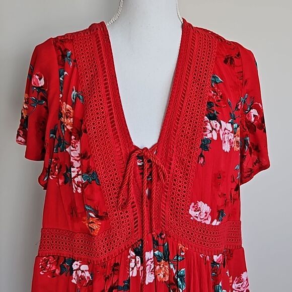Torrid Red Floral Plus Size A-Line Dress Lace Detail w/ Pockets Size 2X - Picture 4 of 13